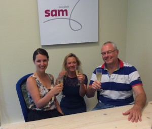 Ondertekening contract Samantha